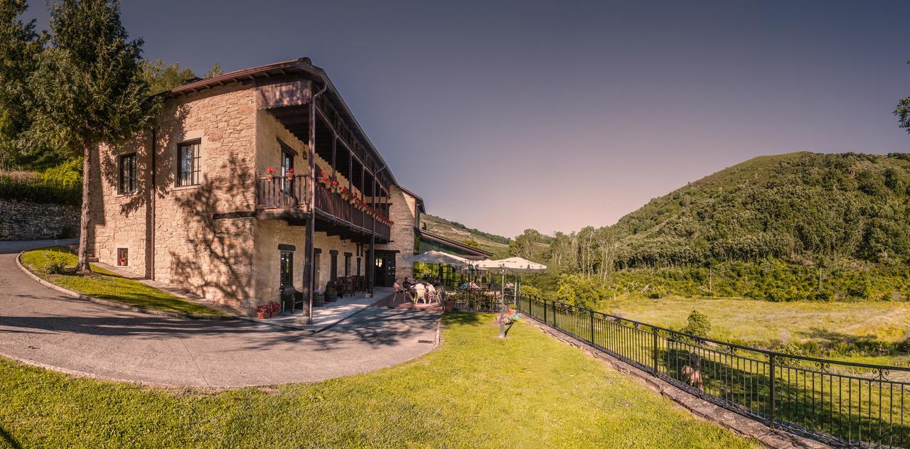 Paraiso Del Bierzo Las Herrerias Exterior photo